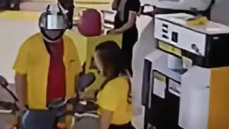 Gas Station Chaos: Watch the Hilarious Encounter as a Man Sends a Woman Fleeing in Laughter!