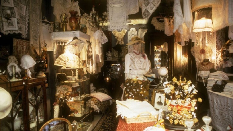 Unassuming Flea Market Find Reveals Astonishing Secret