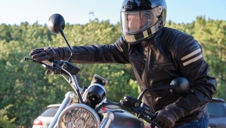 Elderly Man Stuns Arrogant Bikers with Unexpected Response