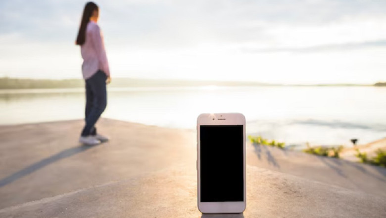 Unplug to Thrive: Blocking Instagram and Reclaiming Your Life