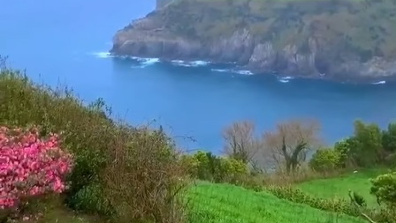 Stunning Views from Miradouro De Santa Iria in Northern São Miguel