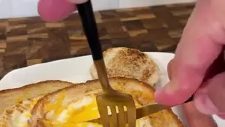Toaster Troubles: When Your Bread and Toaster Start Smoking