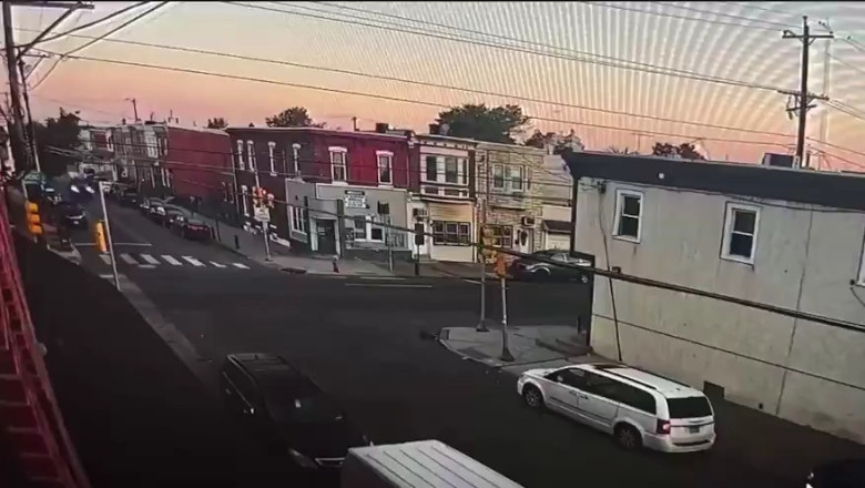 Shocking Collision: You Won’t Believe This Car Crash!